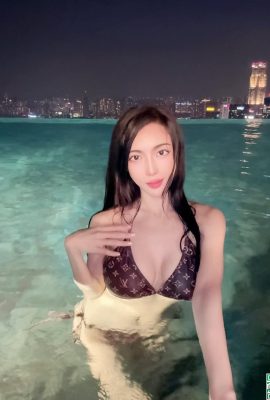 “Lin Mike” queen-like temperament with thin waist and breasts (20P)