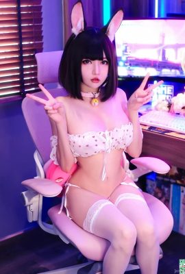 Potato Godzilla – Tatami Otaku Girl (19P)