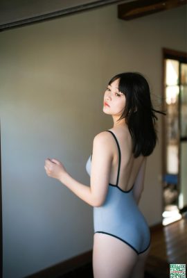 (Sayama ずか) Cute cherry blossom girl shows her tender white body and is full of temptation (26P)