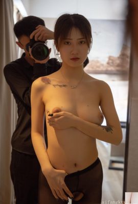 (National model set photo) National model Xiaotong’s sex body private photo set photo (108P)