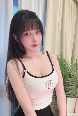 Live Barbie “Yili” makes people feel critical in the heart (10P)