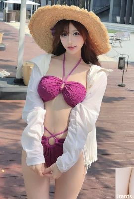 Who can withstand the charming curve “Chen Nini UNI”? (10P)