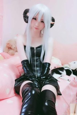 (Stupid) Little devilish leather wear! (56P)