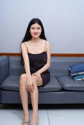National model Lingling’s personal body photo set (101P)