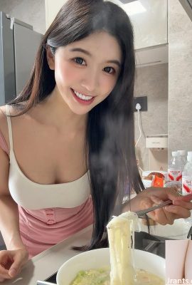 The temperamental beauty “Zhang Anqi” has a seductive look that makes people excited (10P)