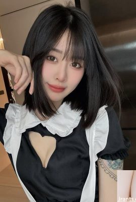 The beautiful girl “Dou” looks like a fairy-like girl and fell in love with her (10P)