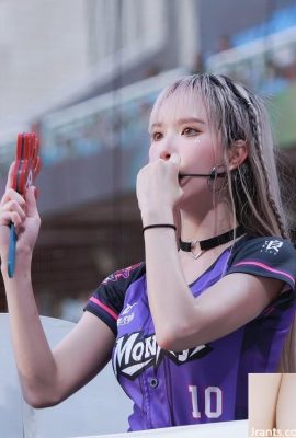 Cheerleading girl “rina 1128” liberates her long-hidden good figure (10P)