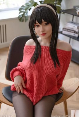 Donna Beautiful Girl – Yor (31P)