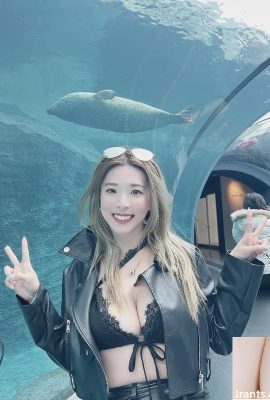 Blowing and shattering skin “Zhao Beier” flirts with all men (10P)