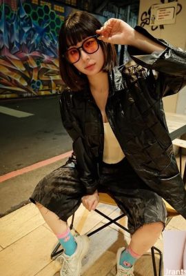 Super cute girl “Mibin” arouses possessiveness (10P)