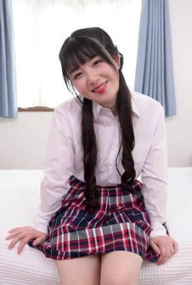 Mashiro Fuwari: (4K) A little devilish girl who gently teases a masturbation man, threesome sex with a woman Mashiro Fuwari (21P)