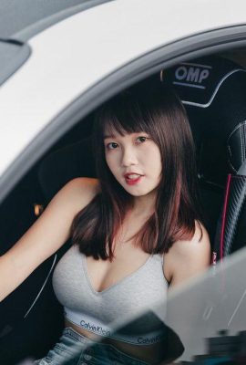Sweet and pure girl “As” has a superb figure that makes people hard (10P)