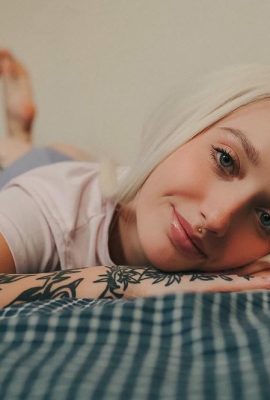 [Suicide Girls] Jun 01, 2025 – Thelolaboop – Bedroom Eyes [42P]