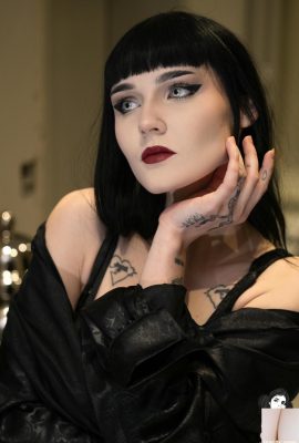 [Suicide Girls] Jun 04, 2025 – Raziel – Solarium [42P]