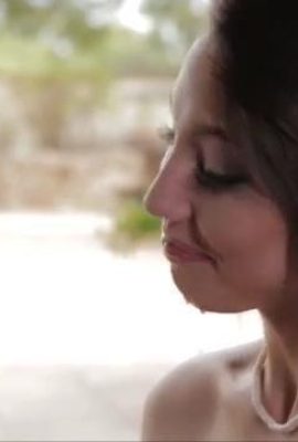 It’s not enough to fuck the top hostess, and you’ll have to vent her little maid (19P)