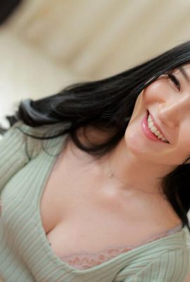 Azuma Suzu: A real married woman debuts, awakens immediately. Azuma Suzu (21P)