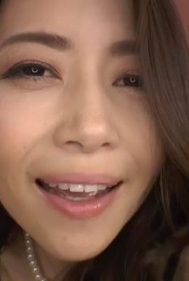 A beautiful mature woman is in a wild vibrator, naked body teasing multiple men (40P)