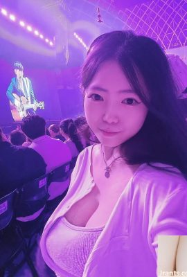 Sweet and unworthy of life “Zhang Yu Tako” reveals white, tender and slender legs (10P