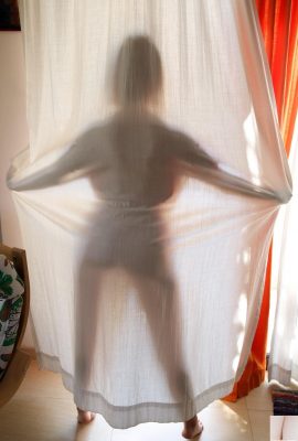Chanel Fenn – Alley fun (97P)