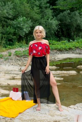 Cali – Summer picnic (132P)