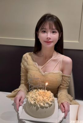 Showing plump and beautiful breasts “Kubi Lin Yixuan” sweet and unpaid lives (10P)