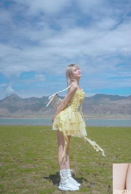 “Freya Feiya” Slim waist and big breasts are super tempting (11P)