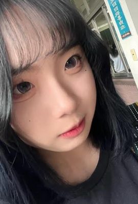 Sexy stunner “Ice Blueberry Jelly” is full of charm (10P)