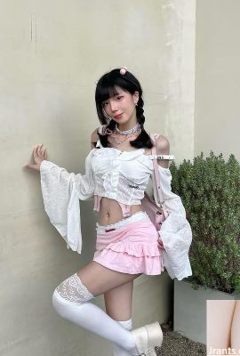 Sexy beauty “Qian Bao” is so foul that she is so full of sex (12P)