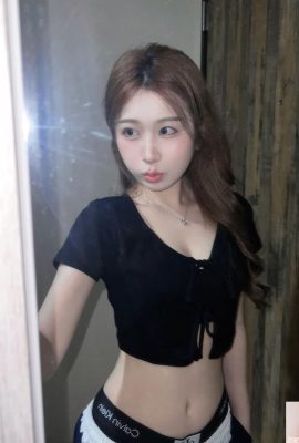 Goddess “ting1009” makes people unable to resist the volcano erupt (10P)