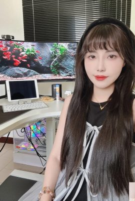 The elegant beauty “Chen Ningcai” smiles sweetly into your heart (10P)