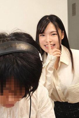 Toriraku Hina: An out-of-place princess who comes to the otaku club seduces her panties, sex with my friend right in front of her… (21P)