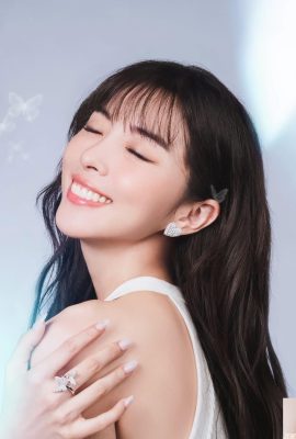 “Yuexi” sweet smile temptingly fell in love at once (10P)