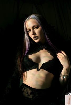[Suicide Girls] Jul 06, 2025 – Vitadeam – Moon [46P]