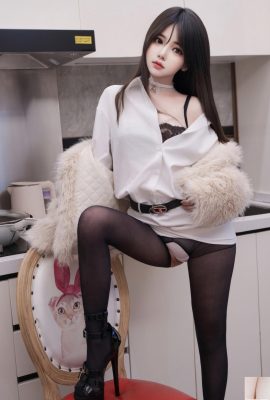 Lin Yueyue – White clothes and black silk (65P)
