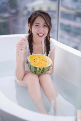 “Think Tang Ling” Perfect breasts and legs make your heart beat faster (10P)