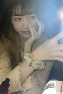 “Hina”‘s slender waist outlines a fatal sexy curve (10P)