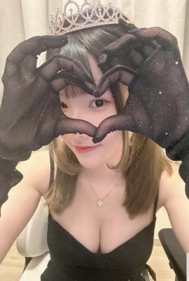 “Lily Yim” is a feast for the eyes with beautiful breasts and deep grooves that cannot be ignored (10P)