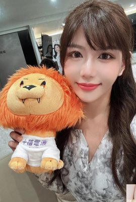 “Dongdong” has a pure face with a sweet, fatal and sultry look that makes people obsessed (10P)