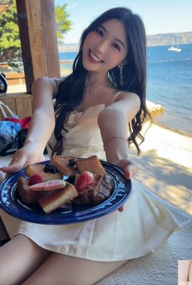 Goddess “Zhang Anqi” has equal looks and figure (10P)