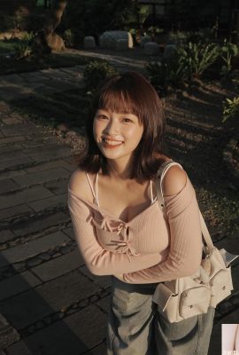 “Ji Youjie” campus beauty’s freshness makes people fall in love (10P)