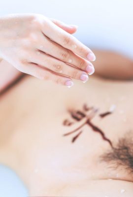 The Golden Two Pussy King – The blissful moment of masturbation (50P)