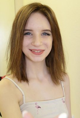 Teen Lily Moon gets her twat rubbed and boned by her stepbrother in POV (20P)