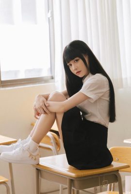 “Wang Yiting” has sweet facial features and a fatally sultry figure that makes her heart beat out of control (10P)