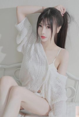 The allure of “Zhu Zhu”‘s hot figure makes people unable to extricate themselves (10P)