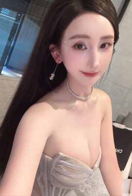 “Amilus Hu” is round, plump and hot, showing off her tricks to seduce you (10P)