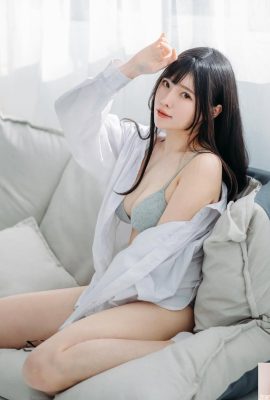 “Chen Yu りか” has a high-quality figure with invincible graceful curves (10P)