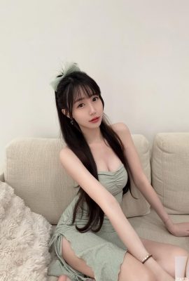 “Youyou” has the best appearance and temperament, and her breasts are revealed (10P)