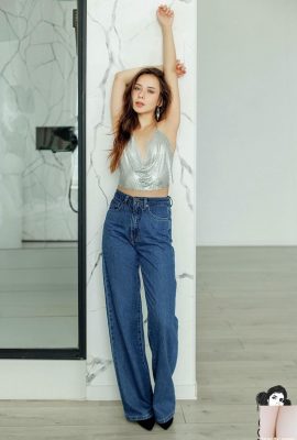 [Suicide Girls] Aug 09, 2025 – Lambie – Silver Skin [56P]